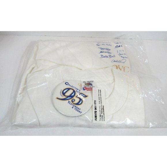 T-Shirt Vintage Collector's Day January 95 Yesterday & Today With Pin Size XL - Picture 3 of 4